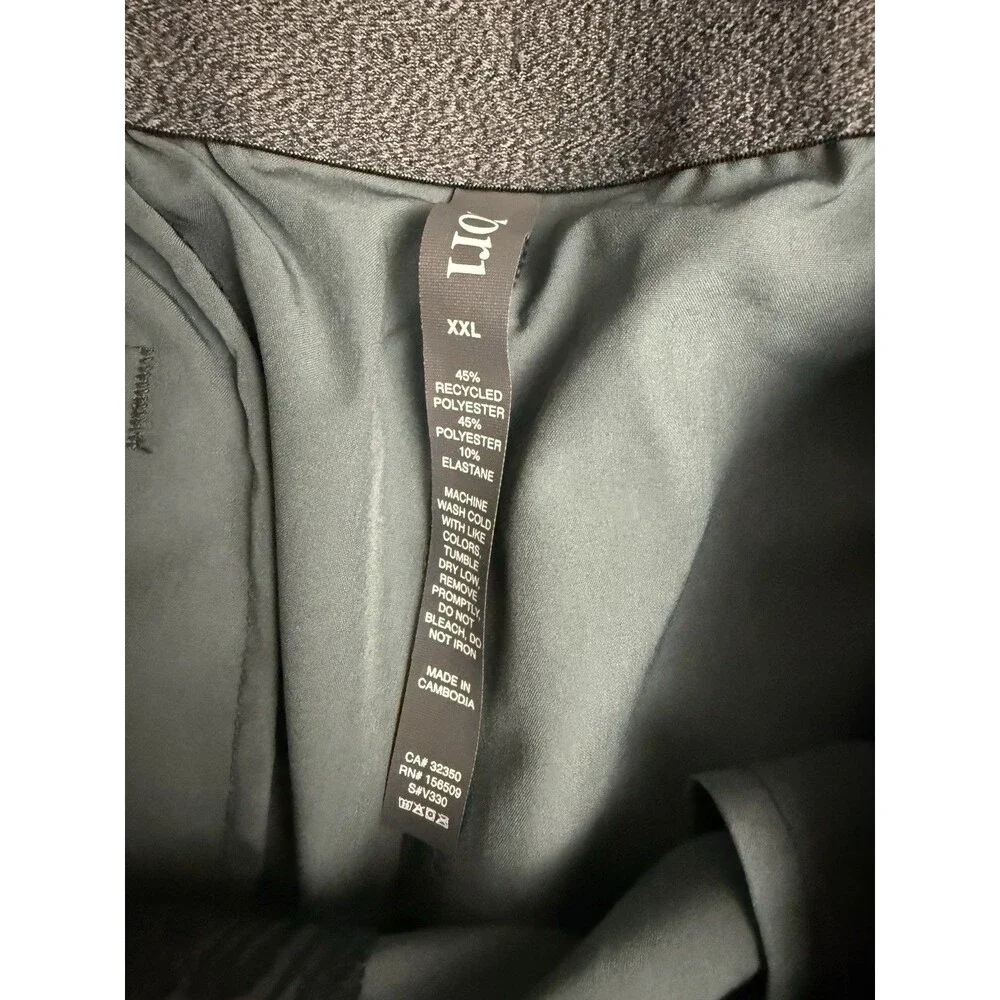 Vuori Men's Banks Short 7.5” Inseam Kashmir Flux Green Sz XXL New $68